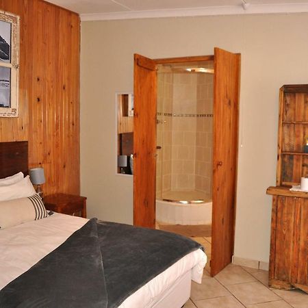 Obelix Guesthouse Luderitz Luaran gambar