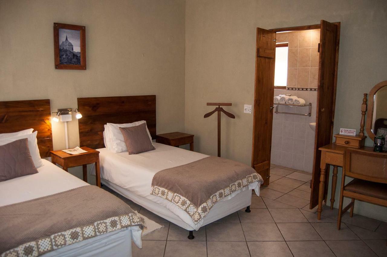 Obelix Guesthouse Luderitz Luaran gambar